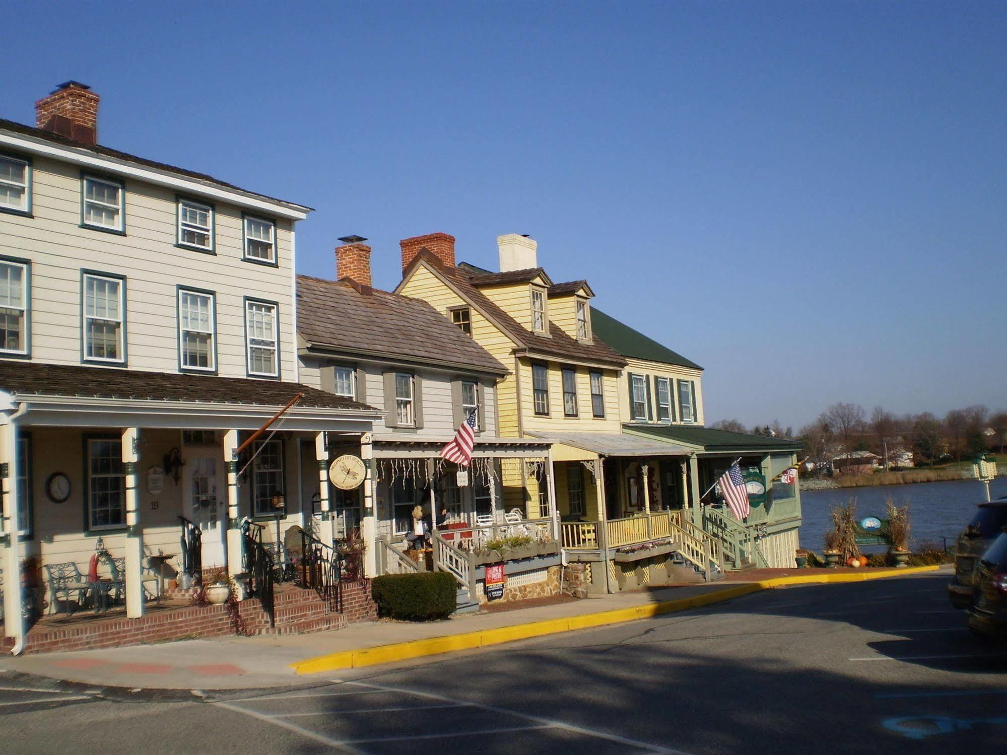 Inn At The Canal Bed & Breakfast Chesapeake City Exterior foto